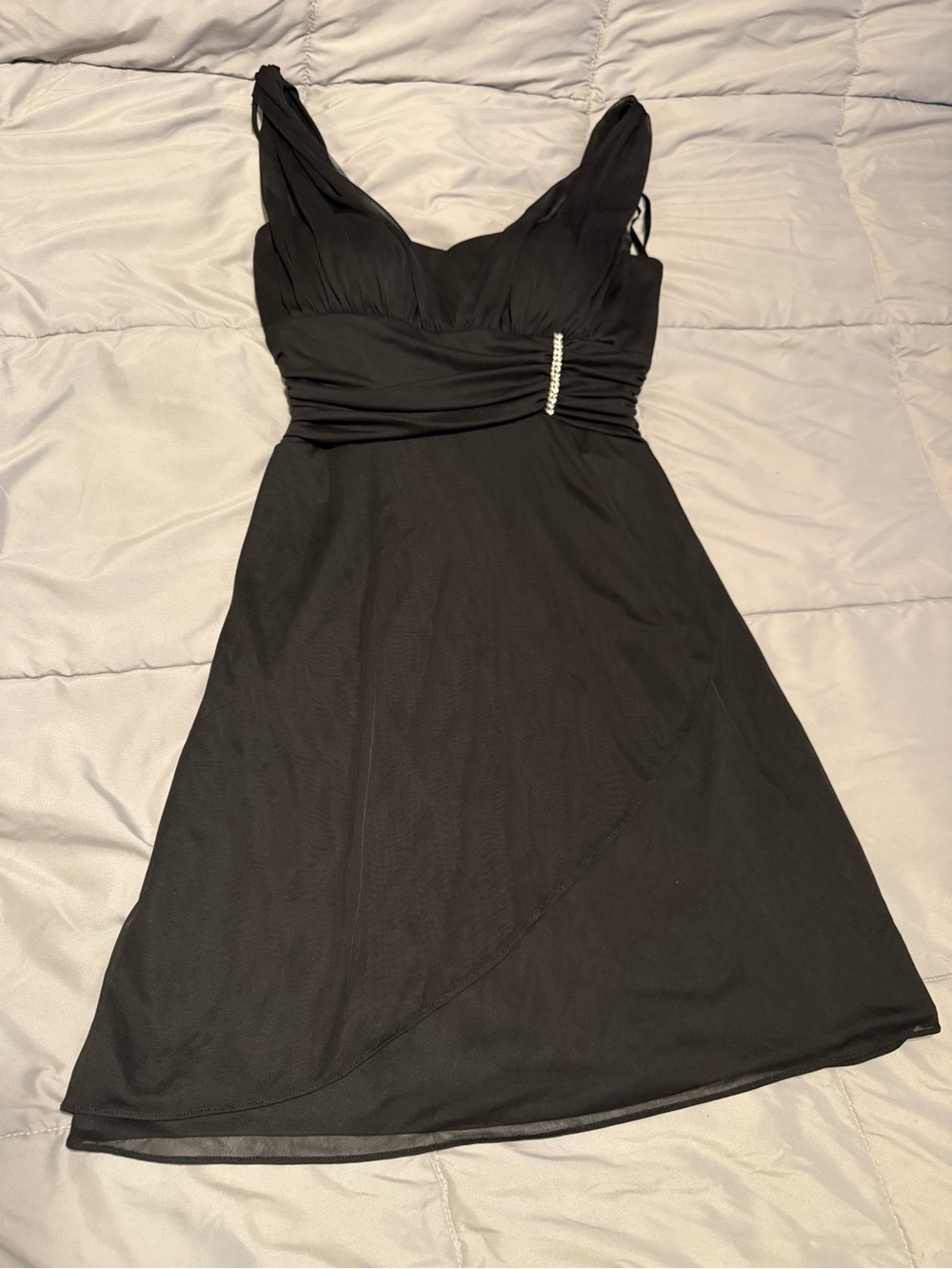 Black Sleeveless Mini Dress with Rhinestone Waist Accent